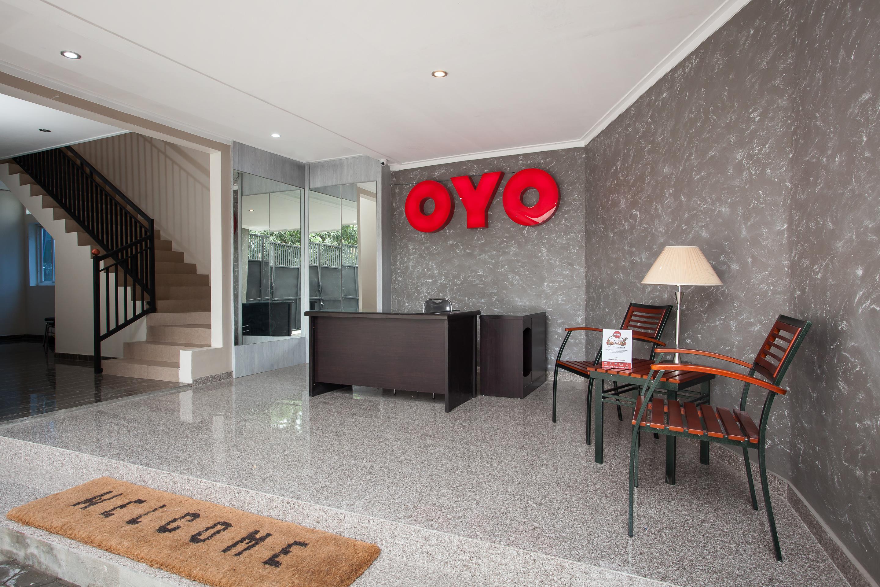 Super Oyo Capital O 134 Lg Residence Surabaya Exterior foto